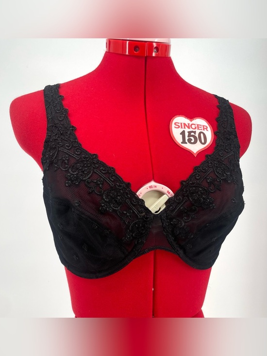 Bali Other - Bali Lace Desire Minimizer Underwire Bra 36D Style 3573 Embroidered Details